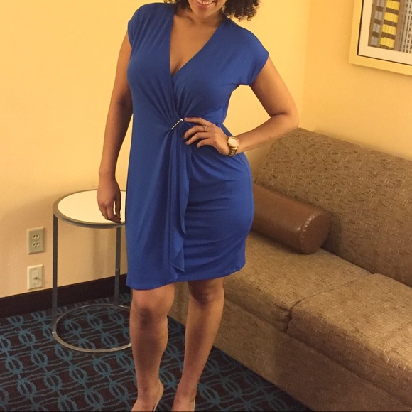 Michael Kors Dresses & Skirts - Michael Kors blue wrap dress scoop neck